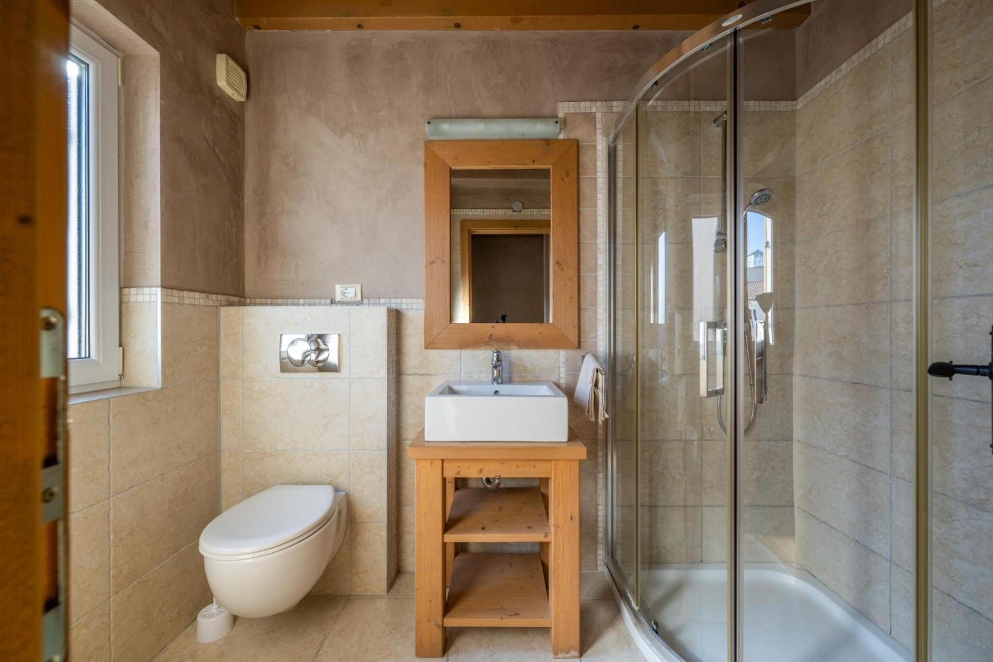 6-Bedroom Villa Chiara With Sea View Premantura Exterior photo